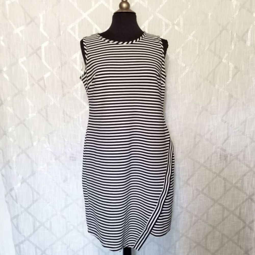 Soho Women's Dress Sleeveless Nautical Black White Stripe Size Large Summer